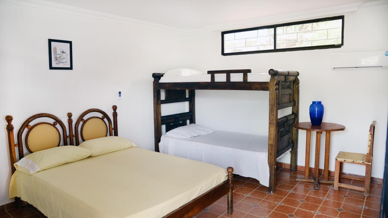 Hostal Dumbira Taganga Exterior photo